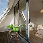 アパートホテル ローゼンタール レジデンス 5*